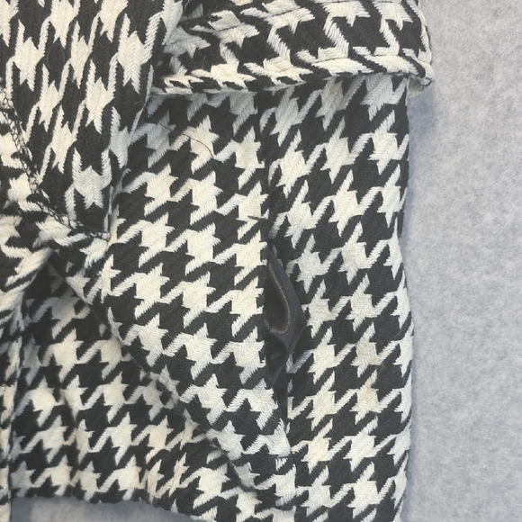 Cejon Houndstooth Cape Poncho Black White Wool Blend M/L NWT - Picture 10 of 13